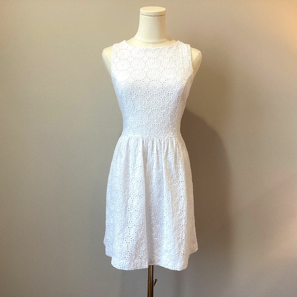 **NWOT** Kensie Embroidered Eyelet Sun Dress - Size M - Picture 1 of 5